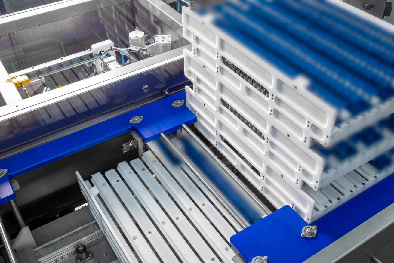 Syringe assembly machine/ Spuit assemblage machine