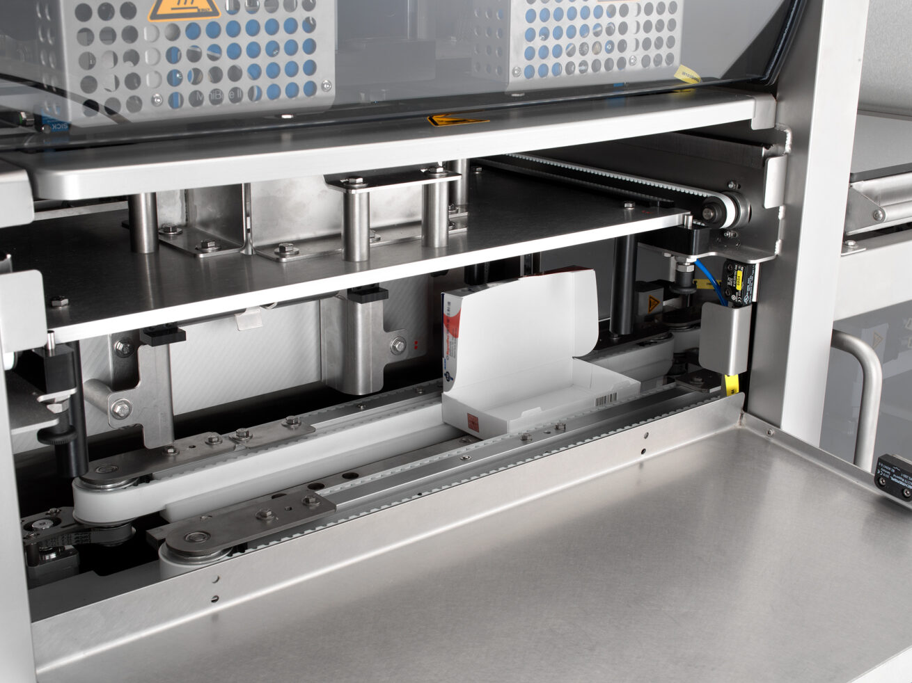BOX-EXT: compacte kartonneermachine
