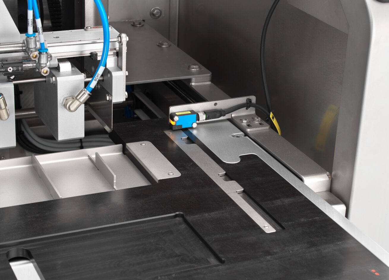 BOX-EXT: compacte kartonneermachine