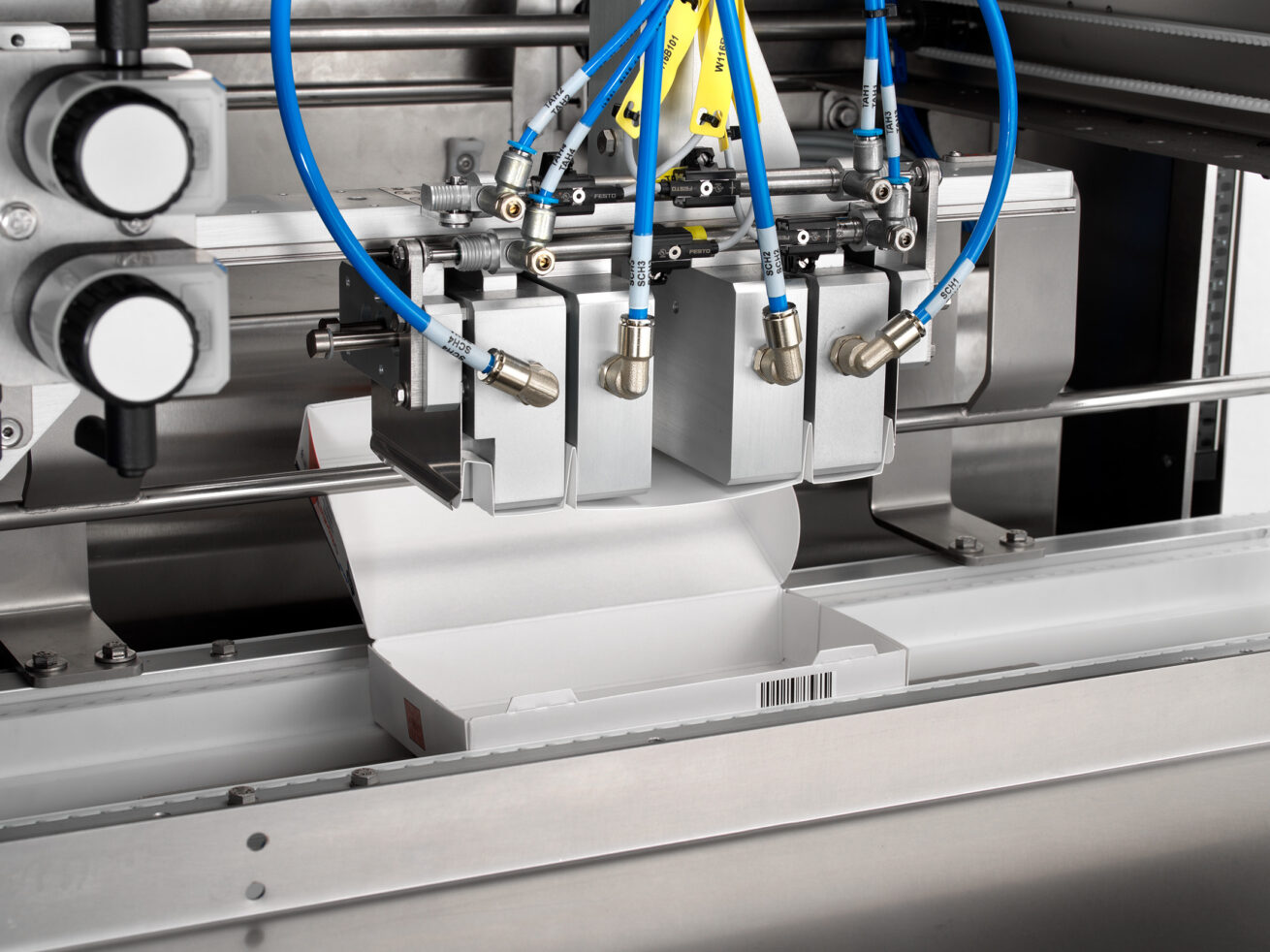 BOX-EXT: compacte kartonneermachine